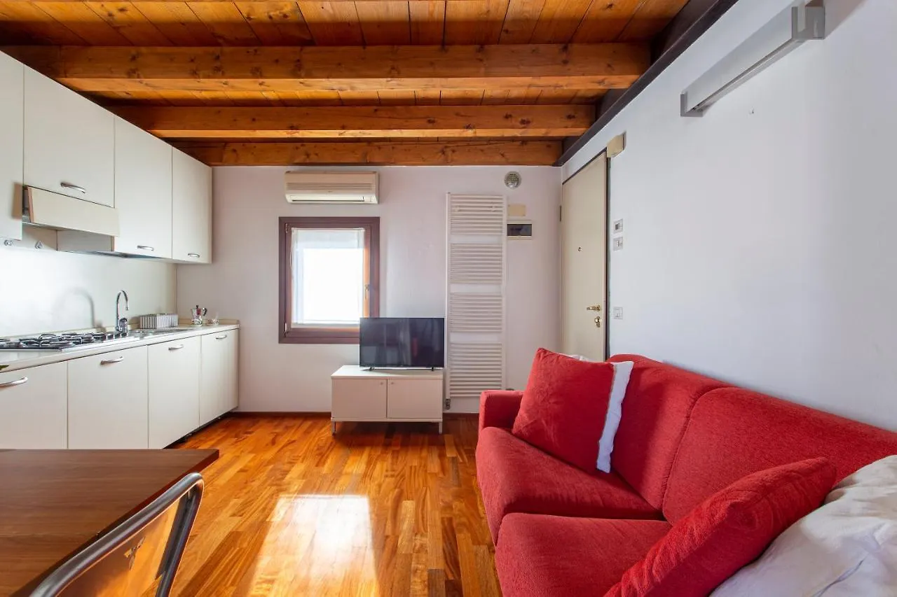 Comodo Apt Centrale Treviso Italien